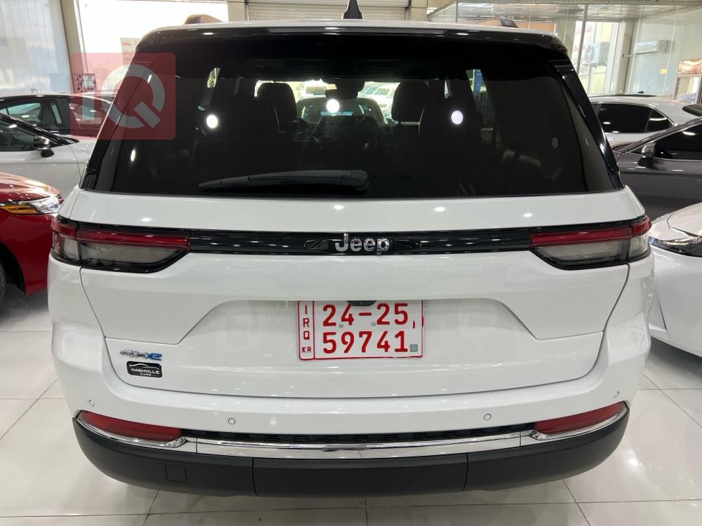 جيب جراند شيروكي